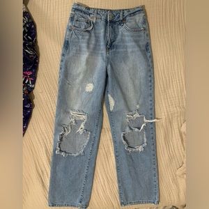 Forever 21 Destroyed Denim 90s Baggy Straight Hi-Waisted Distressed Jeans 25 0 2
